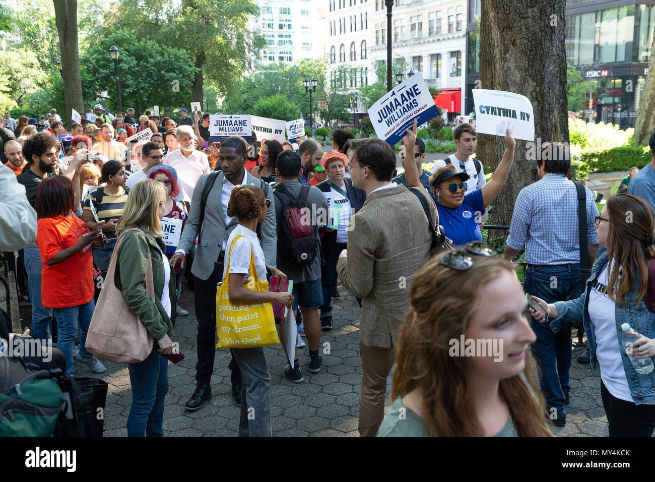 New York, Vereinigte Staaten. 05 Juni, 2018. Jumaane Williams Kandidat für New York Lieutenant Governor besucht Rallye zu Namen, die auf demokratische Partei primärstimmzettel am Union Square Credit: Lev Radin/Pacific Press/Alamy Leben Nachrichten erhalten Stockfoto