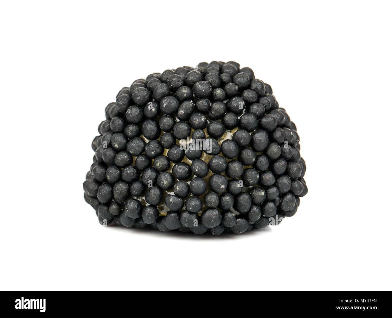 Blackberry jelly Bonbons auf weißem Hintergrund Stockfoto