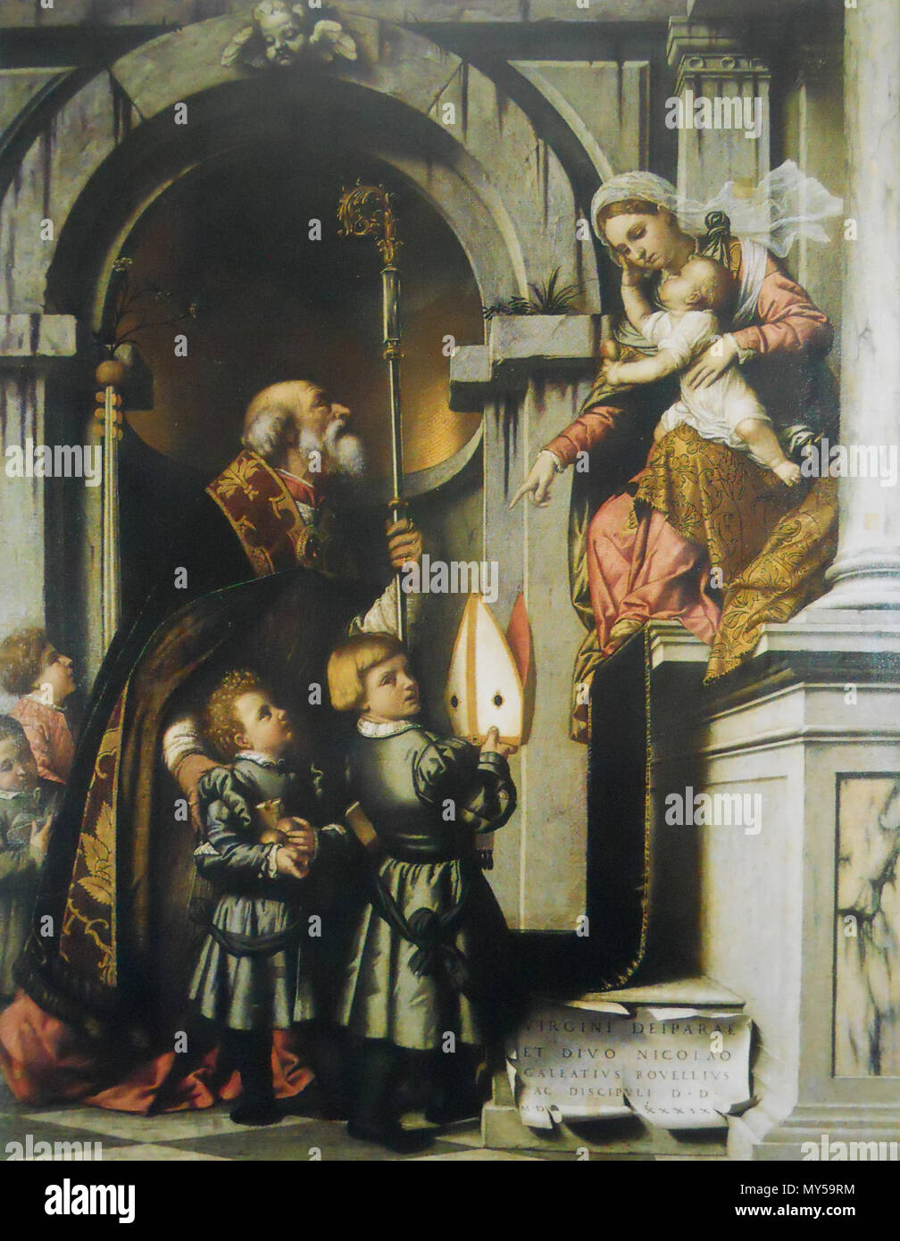 . Italiano: Moretto da Brescia, San Nicola di Bari presenta Gli allievi di Galeazzo Rovelli trono alla Madonna col Bambino (Pala Rovelli). Oper esposta nella Pinacoteca Tosio Martinengo eine Brescia. . 16. Jahrhundert. RobyBS 89 473 San Nicola di Bari presenta Gli allievi di Galeazzo Rovelli trono alla Madonna col Bambino Stockfoto