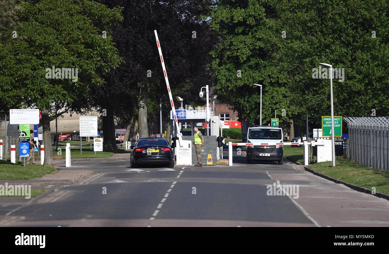 Norfolk, Großbritannien. 6 Jun, 2018. Neue F-35 Lightning Flugzeug ankommen an RAF Marham. Allgemeine Ansichten von RAF Marham, Norfolk, wo die neue F-35 Lightning Flugzeuge basieren wird. Die F-35 B Blitz 5. Generation Flugzeug betreiben neben der Typhoon. Lightning ist ein multi-Rolle Maschine in der Lage, die Durchführung von Missionen einschließlich Luft-zu-Oberfläche, elektronische Kampfführung, Informationsbeschaffung und Luft-zu-Luft gleichzeitig. Bild von Andrew Parsons/i-Bilder Credit: Andrew Parsons/Alamy leben Nachrichten Stockfoto