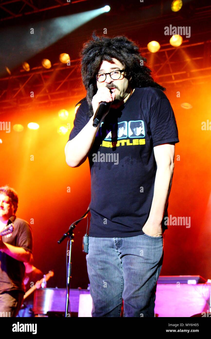 Counting crows singer adam duritz Fotos und Bildmaterial in hoher(05)