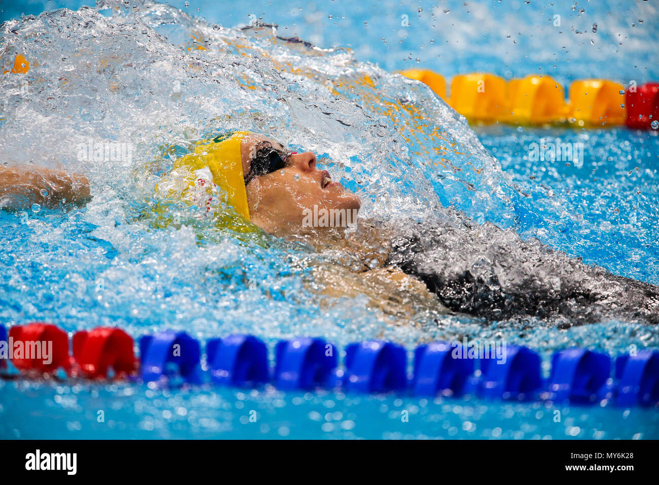 BUDAPEST, Ungarn - 24. Juli: Holly Barratt von Australien in der Frauen 100 m Ruecken bei Tag 11 der FINA Wm im Duna Arena am 24. Juli 2017 in Budapest, Ungarn. (Foto von Roger Sedres/ImageSA/Gallo Bilder) Stockfoto