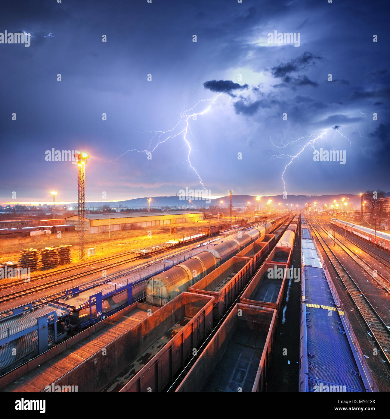 Bahn Güterverkehr im Sturm - Cargo Transit Stockfoto