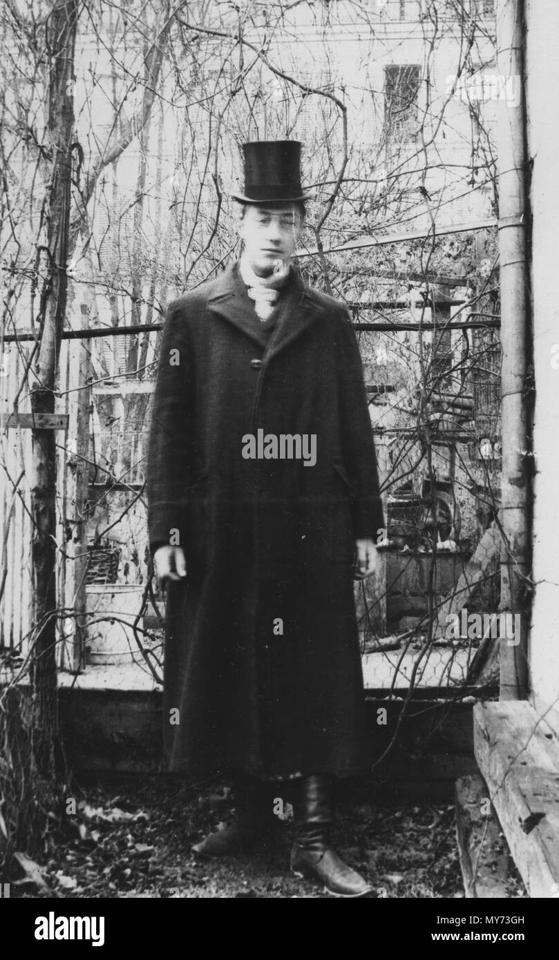 585 Гумилёв, николай Степанович. Париж 1906 г. Stockfoto