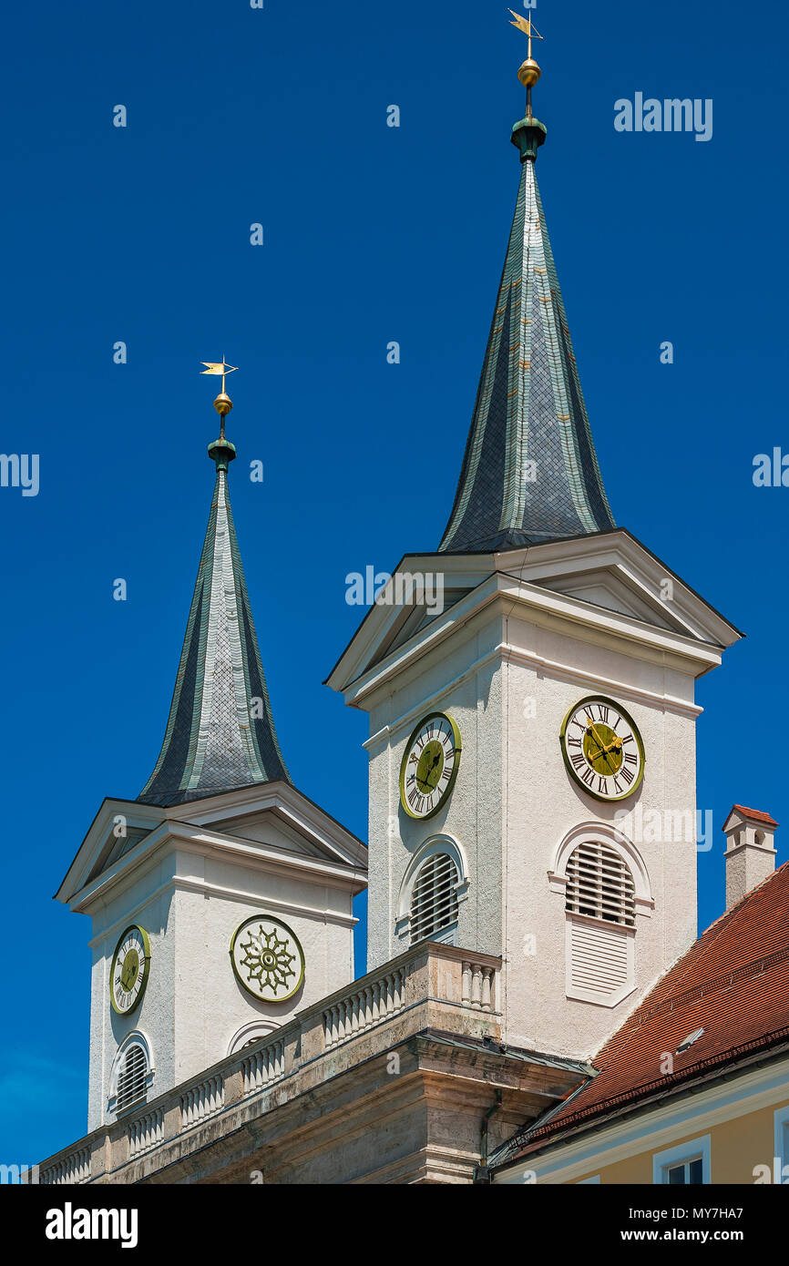 Kirchtürme mit Turm, Basilika St. Quirin, das Kloster Tegernsee, Tegernsee, Oberbayern, Bayern, Deutschland Stockfoto
