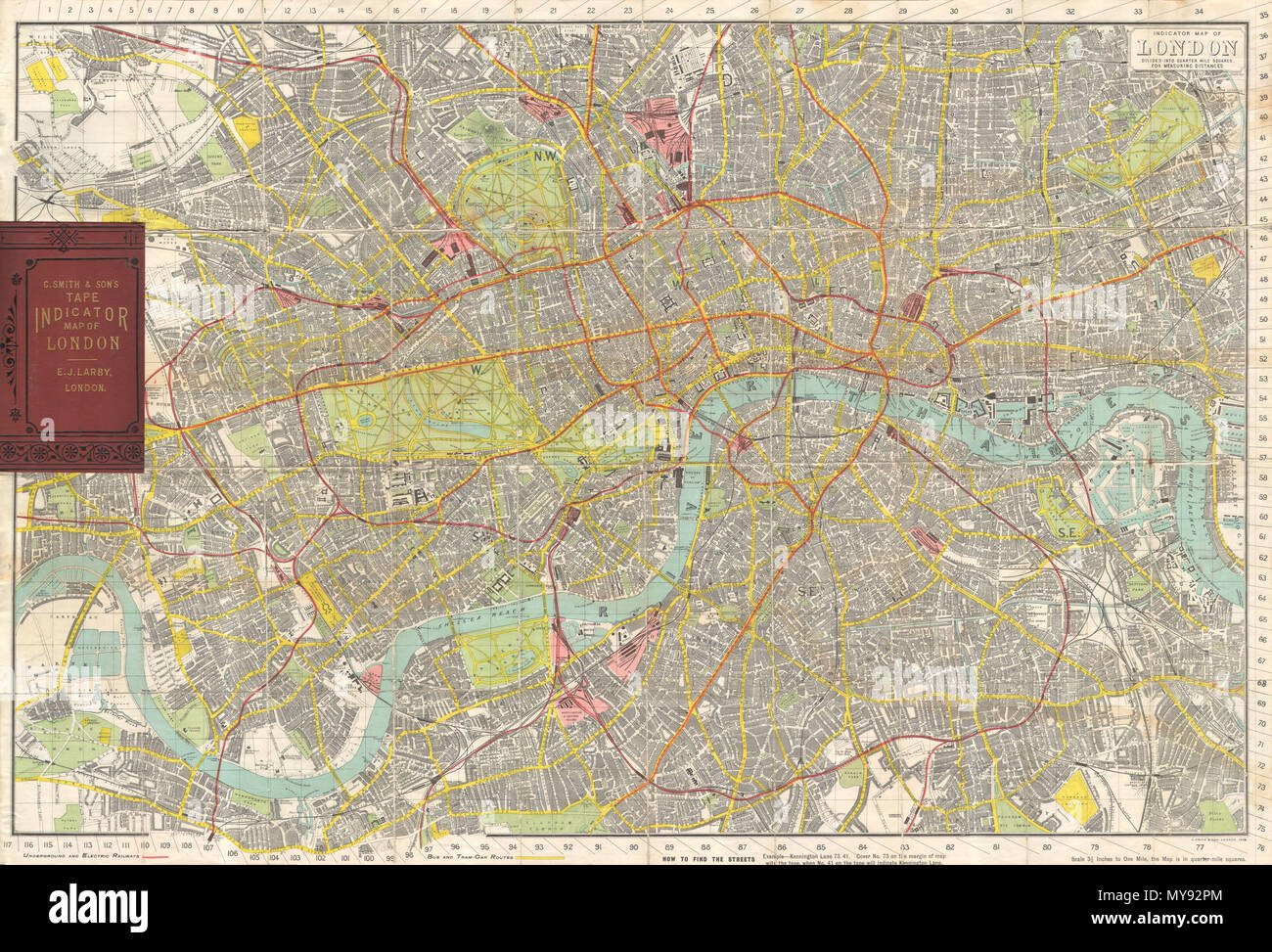 . Tape-Anzeige Karte von London. Englisch: Dies ist eine ungewöhnlich große Format Falztasche Karte von London 1910 durch C. Smith und Söhne gedruckt. Zeigt die Stadt London ausführlich mit besonderem Augenmerk auf Straßen, Eisenbahnen und Orte der Unterhaltung. INdivudal Gebäude ebenso wichtig sind, Piers und Flussüberquerungen festgestellt. Mit einem Maßband und street Guide für die Identifikation von bestimmten Orten und Entfernungen. Faltet sich in original Bettwäsche Binder. . 1910 10 1910 Smith's Tape-Anzeige Karte von London (Pocket Karte) - Geographicus - London - Smith-1910 Stockfoto