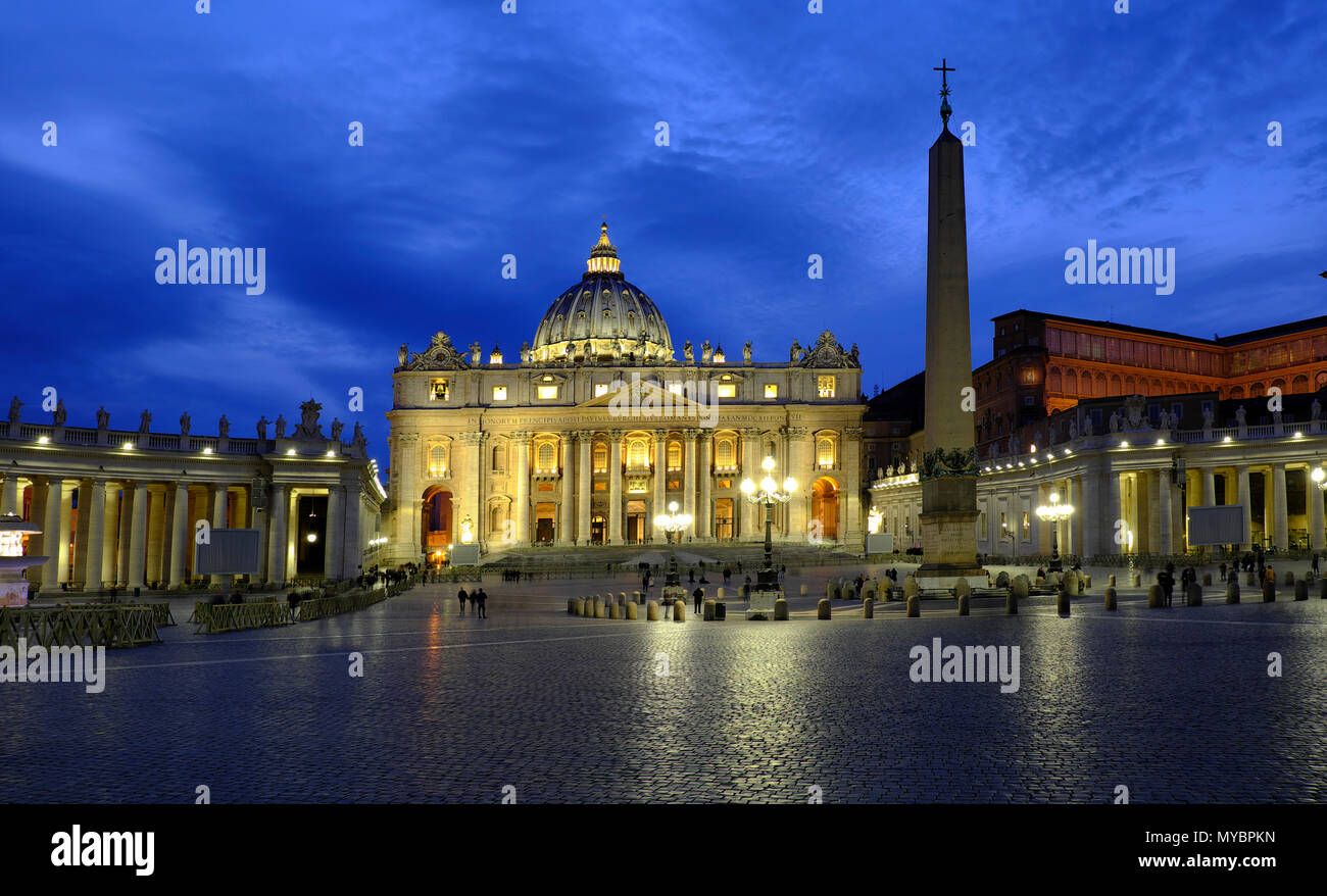 Der Petersplatz. Vatikan-Stadt. Stockfoto