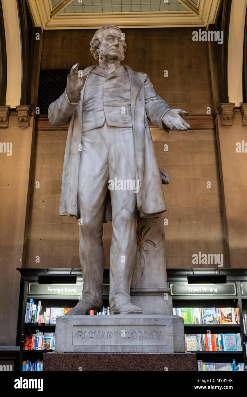 Die Richard Cobden Statue in der Wolle, Bradford war ein Händler Händler während der industriellen Revolution von Bradfords Mühlen Stockfoto