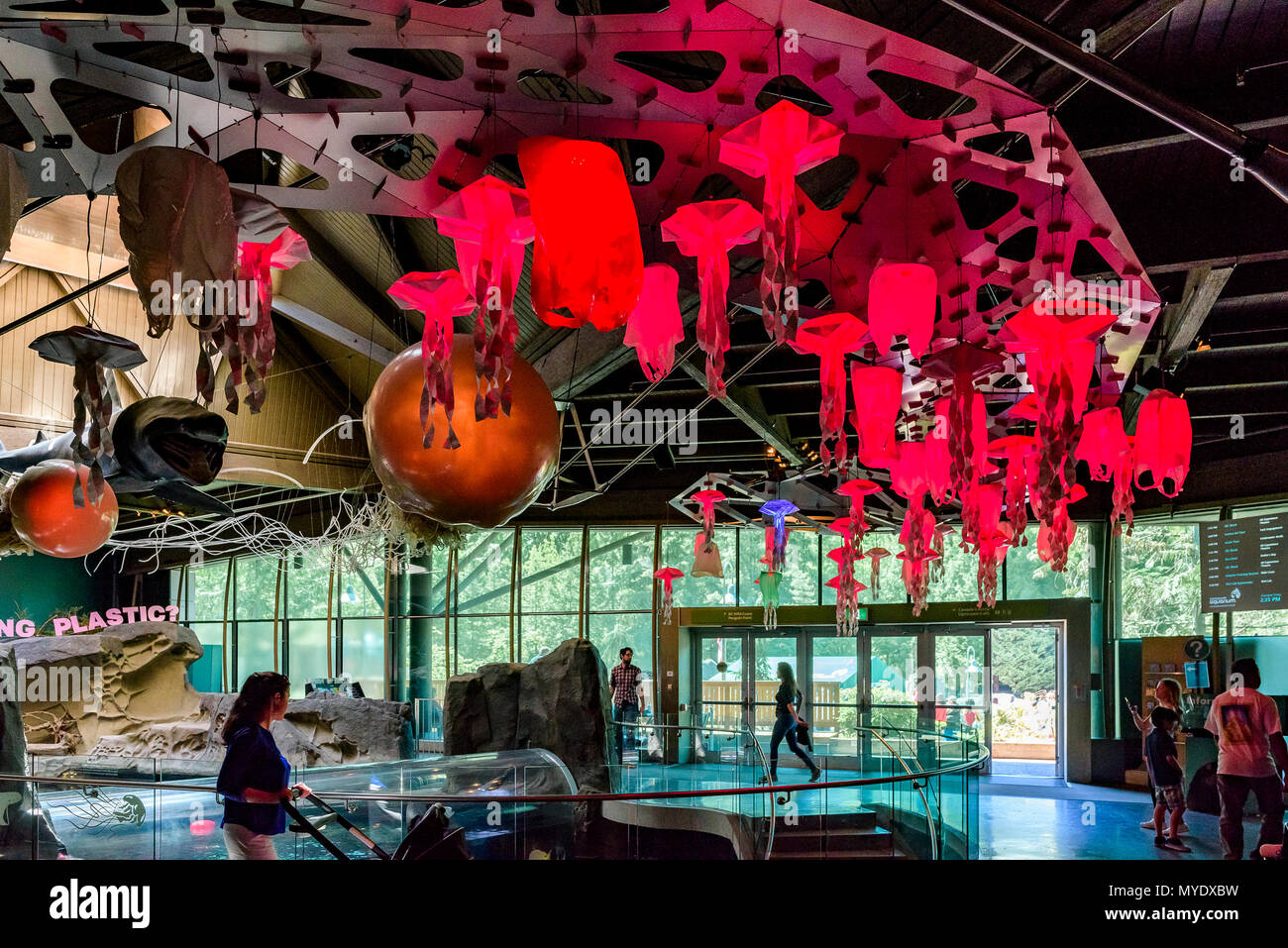 Kunststoff Bewusstsein kunst Installation, Vancouver Aquarium, Stanley Park, Vancouver, British Columbia, Kanada. Stockfoto