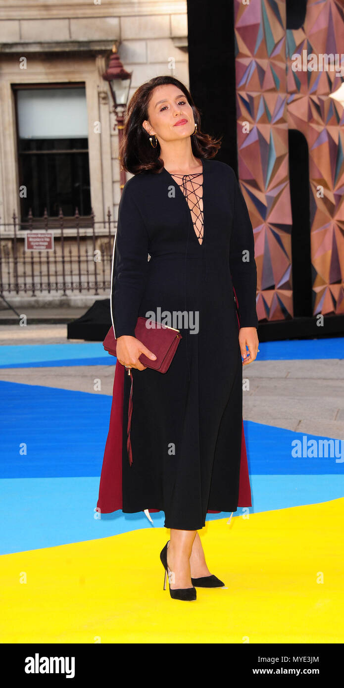 London, Großbritannien. 6. Juni, 2018. Jesse Ware die Teilnahme an der Königlichen Akademie der Künste Sommer Ausstellung 2018 party London Mittwoch, 6. Juni Credit: Peter Phillips/Alamy leben Nachrichten Stockfoto