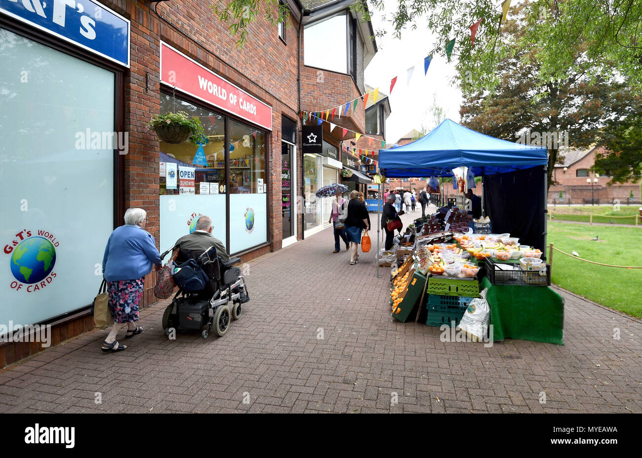 Salisbury, Wiltshire, UK. 7. Juni 2018. Allgemeine Ansichten des Maltings Einkaufszentrum, 2 Wochen nach der Wiedereröffnung der Öffentlichkeit nach der Vergiftung der Vergiftung von Sergej und Julia Skripal, Salisbury, Wiltshire Credit: Finnbarr Webster/Alamy leben Nachrichten Stockfoto