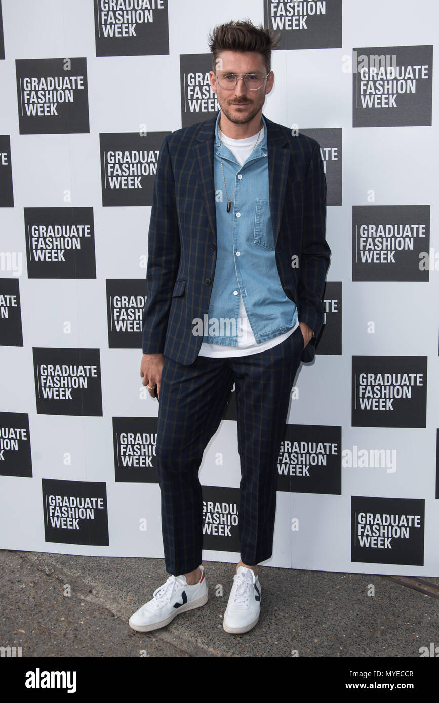 London, Großbritannien. 6 Jun, 2018. Henry Holland kommt an der Graduate Fashion Week 2018, 6. Juni 2018 an der Truman Brewery, London, UK. Credit: Siehe Li/Alamy leben Nachrichten Stockfoto