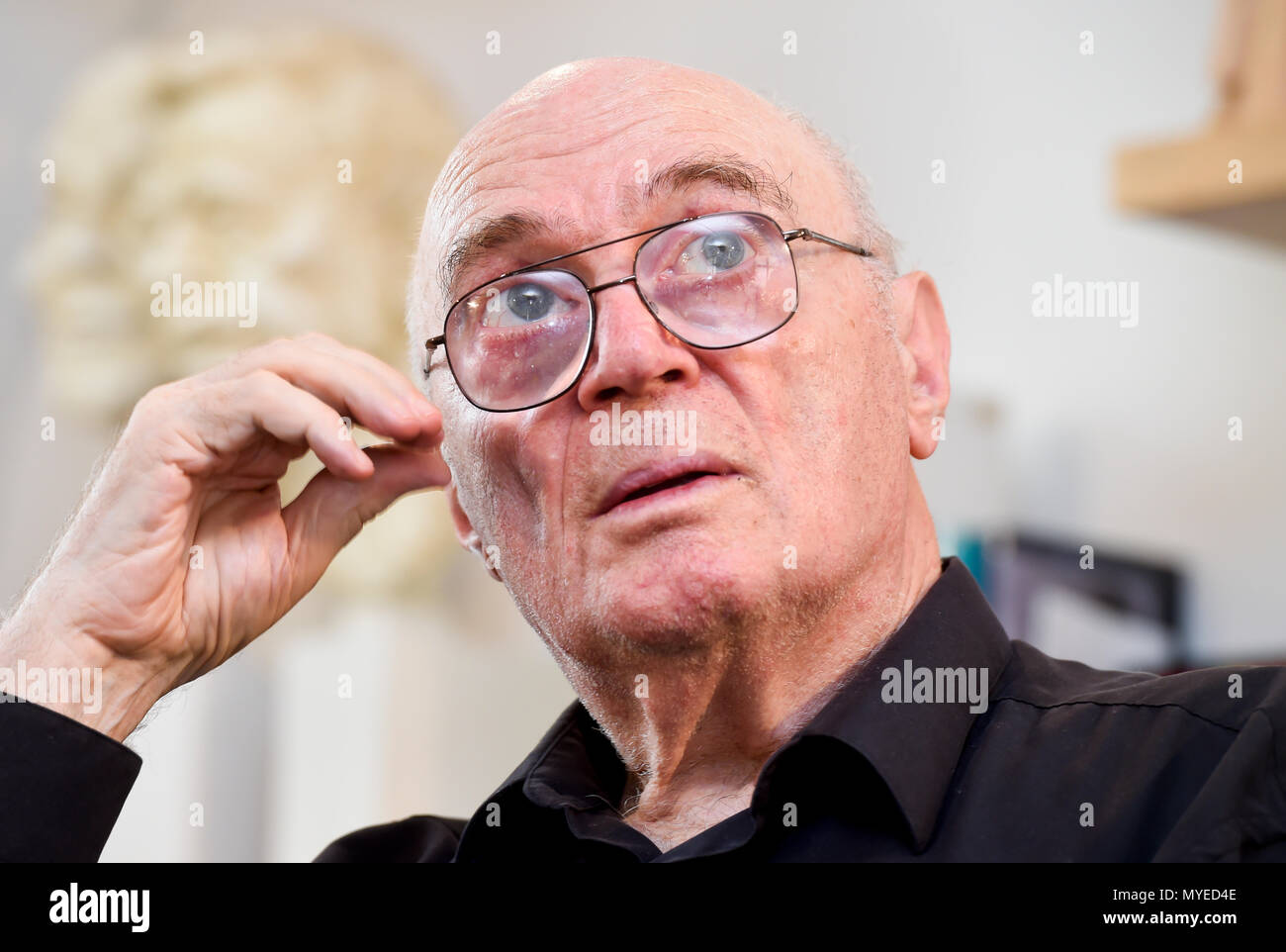 Diskussionsrunde mit Tatiana Bayeva, Pavel Litvinov (Foto) und Viktor