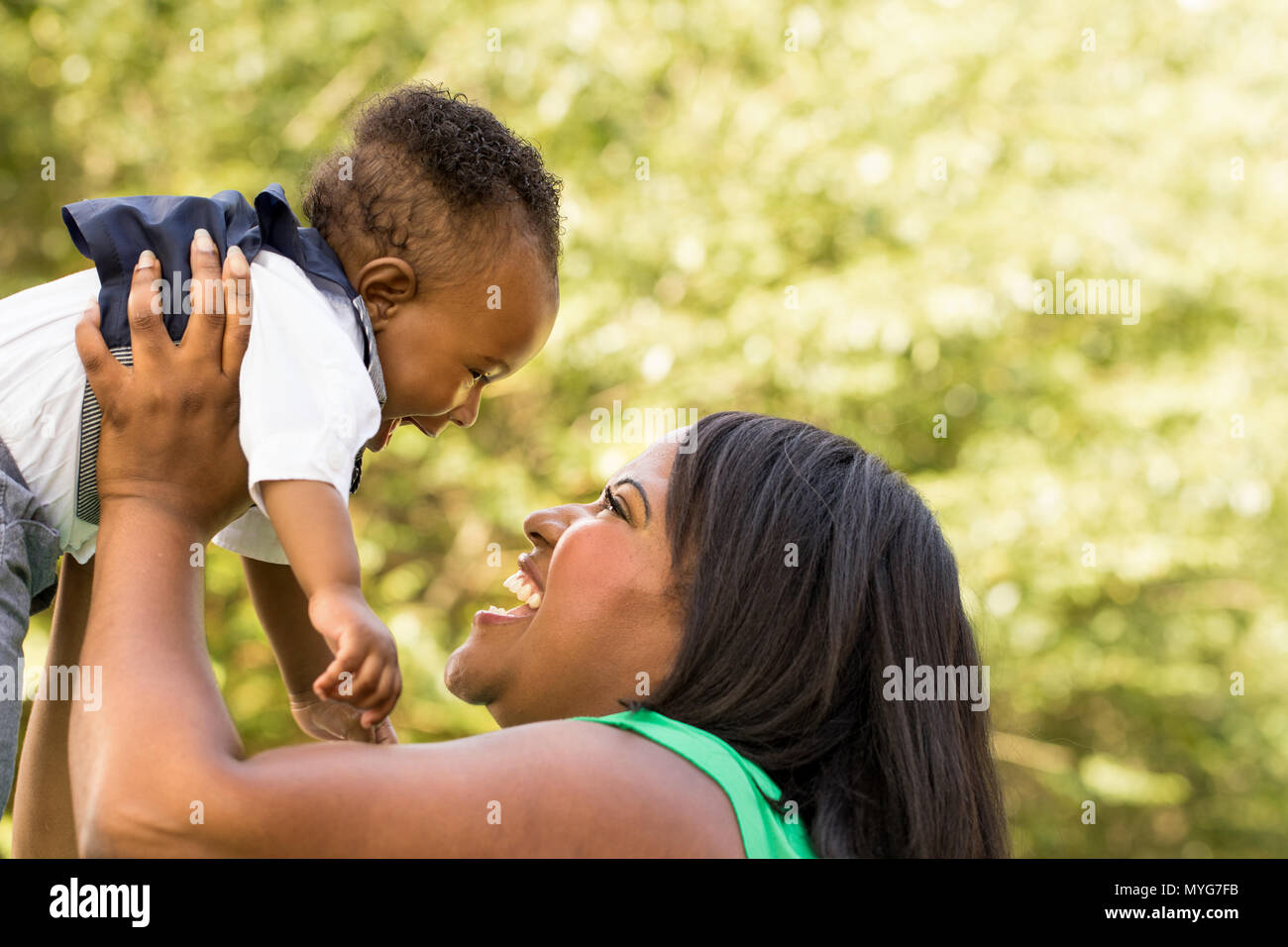 Porträt des afroamerikanischen Familienglück. Stockfoto