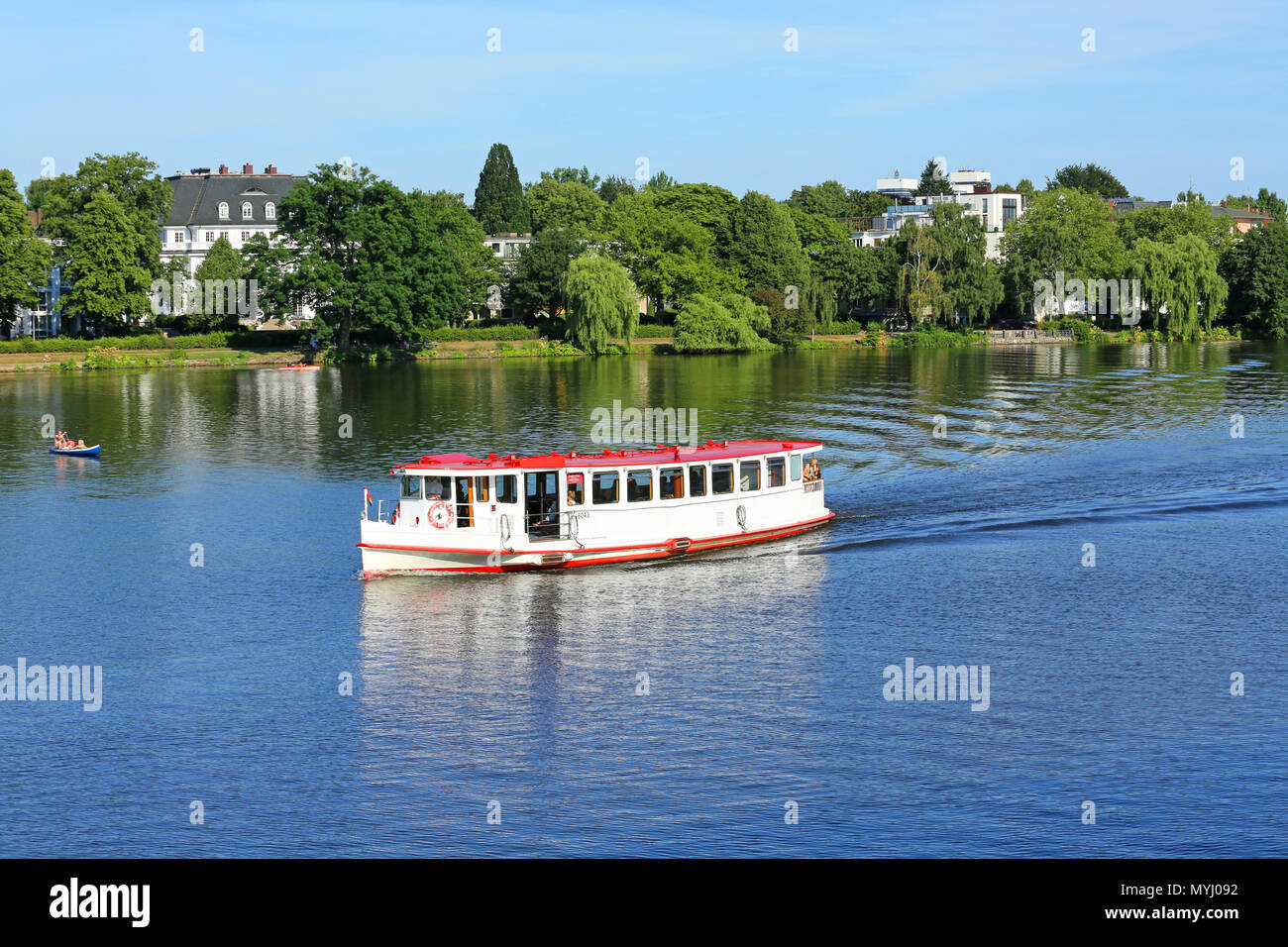 Fähre auf der Alster Stockfoto