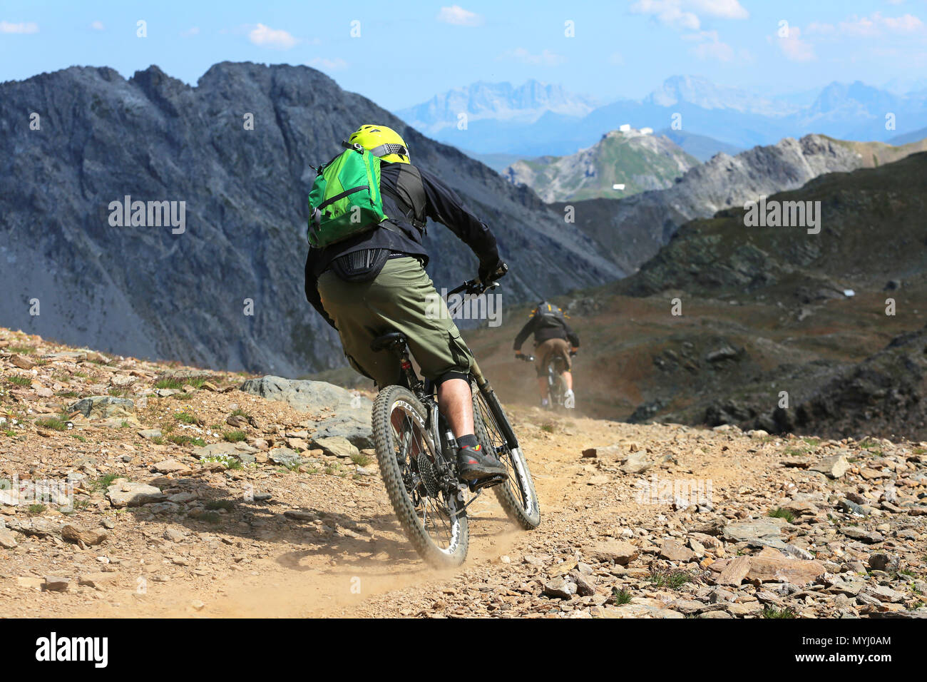 Downhill Biker in Graubünden Stockfoto