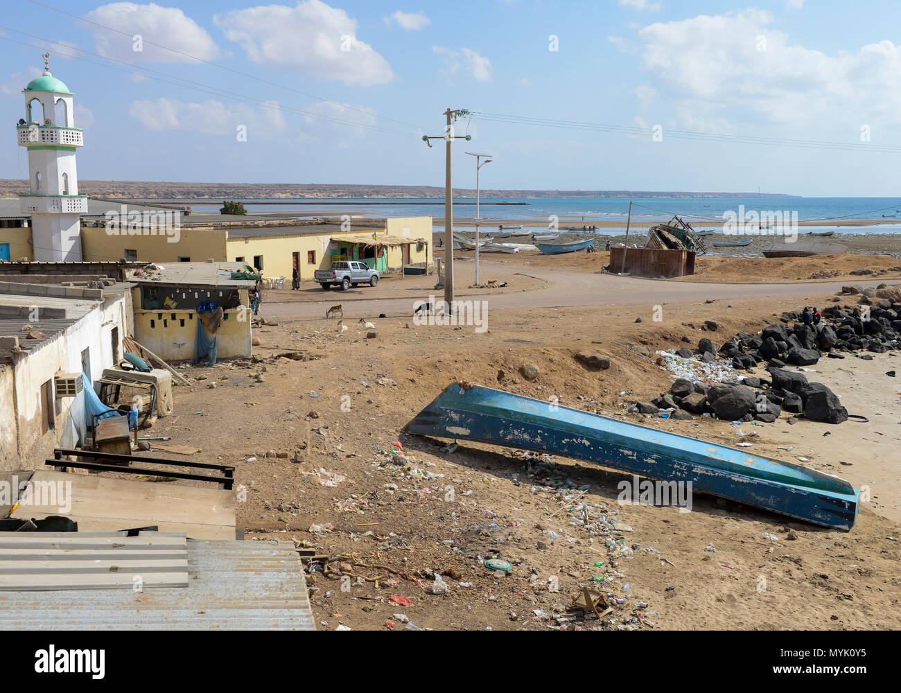 Dschibuti, Obock, von hier aus äthiopischen Migranten versuchen Bab el Mandeb mit dem Boot nach Jemen zu Kreuz auf nach Saudi Arabien oder in Europa/DSCHIBUTI, Obock, Meerenge Bab el Mandeb, mit Hilfe von Schleppern versuchen aethiopische Migranten Click / Jemen ueberzusetzen, um weiter nach Saudi-arabien 1001 oder Europa zu gelangen, klicken Sie Stockfoto