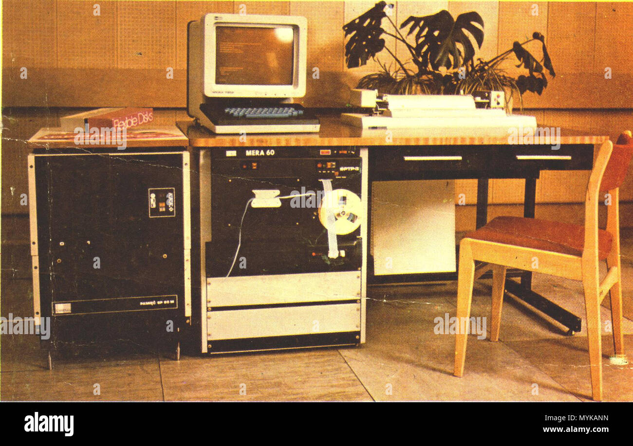 . Englisch: Computer Mera-60 Polski: Komputer Mera-60. 2. Februar 1982. Panstwowa Agencja vie Katowice 360 Mera Stockfoto