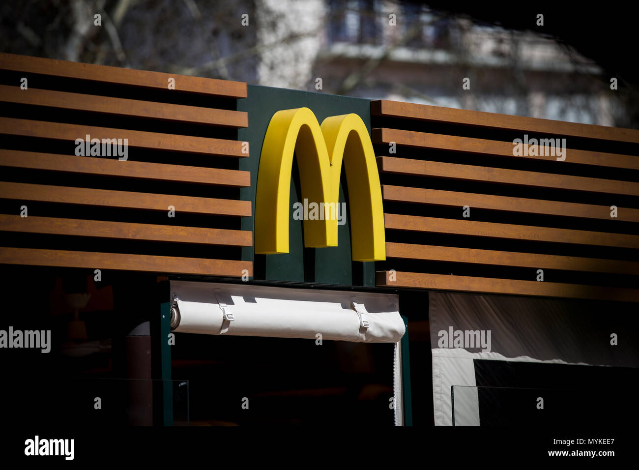 Lissabon, Portugal, 10. Februar 2018: McDonald's Restaurant in Lissabon. McDonald's ist eine US-amerikanische Kette von Fast Food Restaurants und Hamburger. Stockfoto