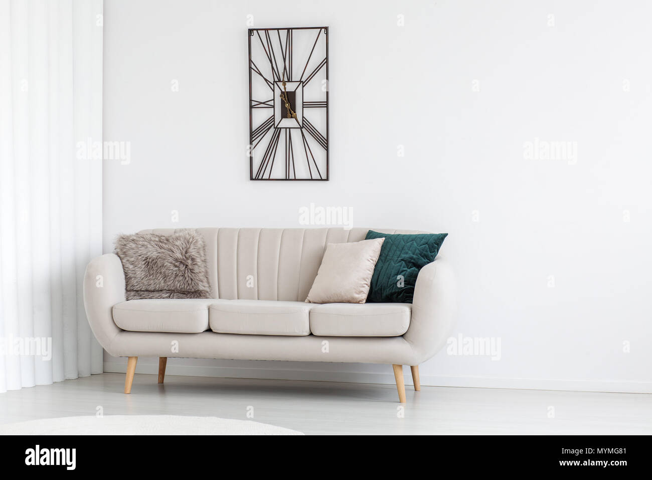 Designer Kissen Stockfotos Und Bilder Kaufen Alamy