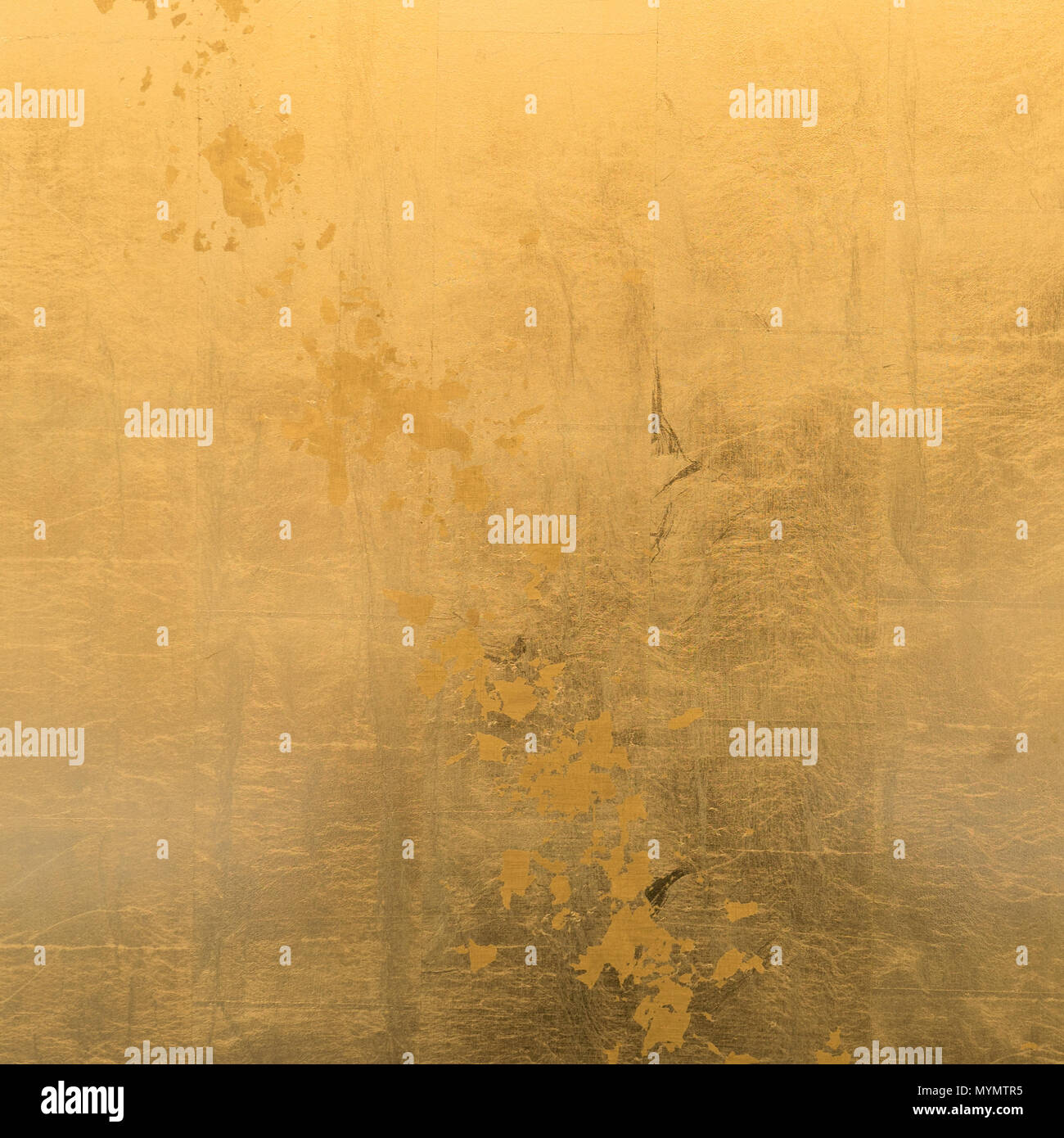 Vergoldete Oberfläche mit Blattgold Stockfoto