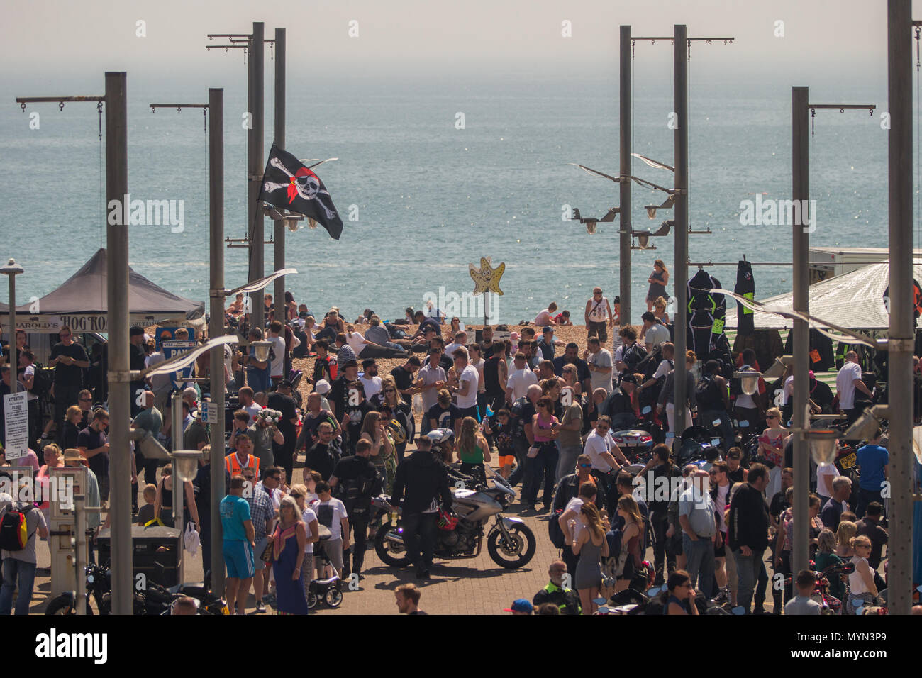 Motorradfahrer aus ganz Europa treffen sich in Hastings feiert 40 Jahre des legendären Mayday laufen auf der Bike 1066. Großbritanniens größte kostenlose-zu-besuchen Motorrad Festival, Mayday Bank Holiday Wochenende 2018 Mit: Atmosphäre, wo: East Sussex, England, Großbritannien Wann: 07. Mai 2018 Credit: Wheatley/WANN Stockfoto