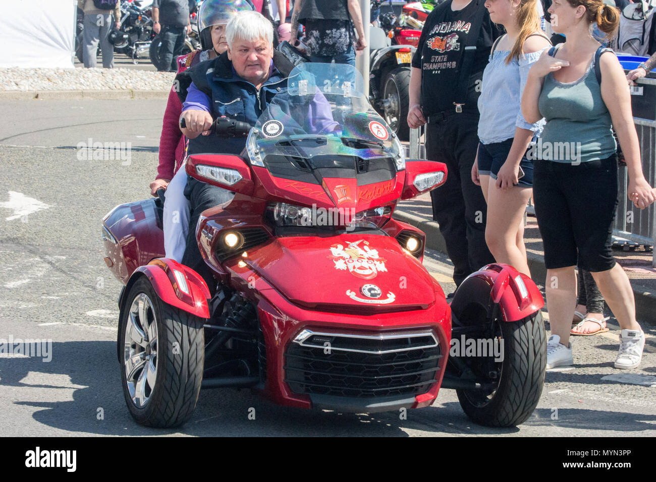 Motorradfahrer aus ganz Europa treffen sich in Hastings feiert 40 Jahre des legendären Mayday laufen auf der Bike 1066. Großbritanniens größte kostenlose-zu-besuchen Motorrad Festival, Mayday Bank Holiday Wochenende 2018 Mit: Atmosphäre, wo: East Sussex, England, Großbritannien Wann: 07. Mai 2018 Credit: Wheatley/WANN Stockfoto