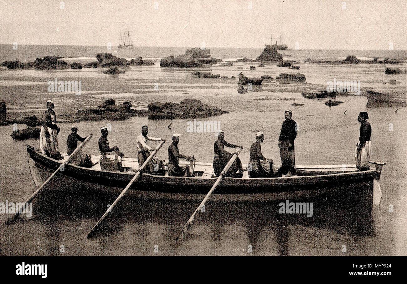 . Русский: Яффский рейд и груда камней. Из Фотография книги Ювачёва" Паломничество в Палестину'. 11, Глава стр. 51. English: Sterben Jaffski Reede und der Haufen der Steine.. Die Fotografie aus dem Juwatschöws Buch 'Die Pilgerfahrt zu Palästina". Das Kapitel 11, S. 51. Englisch: Yaffsky raid und Haufen Steine. Das Foto aus dem Buch Yuvachyov's 'Wallfahrt nach Palästina". Kapitel 11, S. 51. Vor 1904. И. П. Ювачёв 423 Wallfahrt nach Palästina 11. (51) Stockfoto