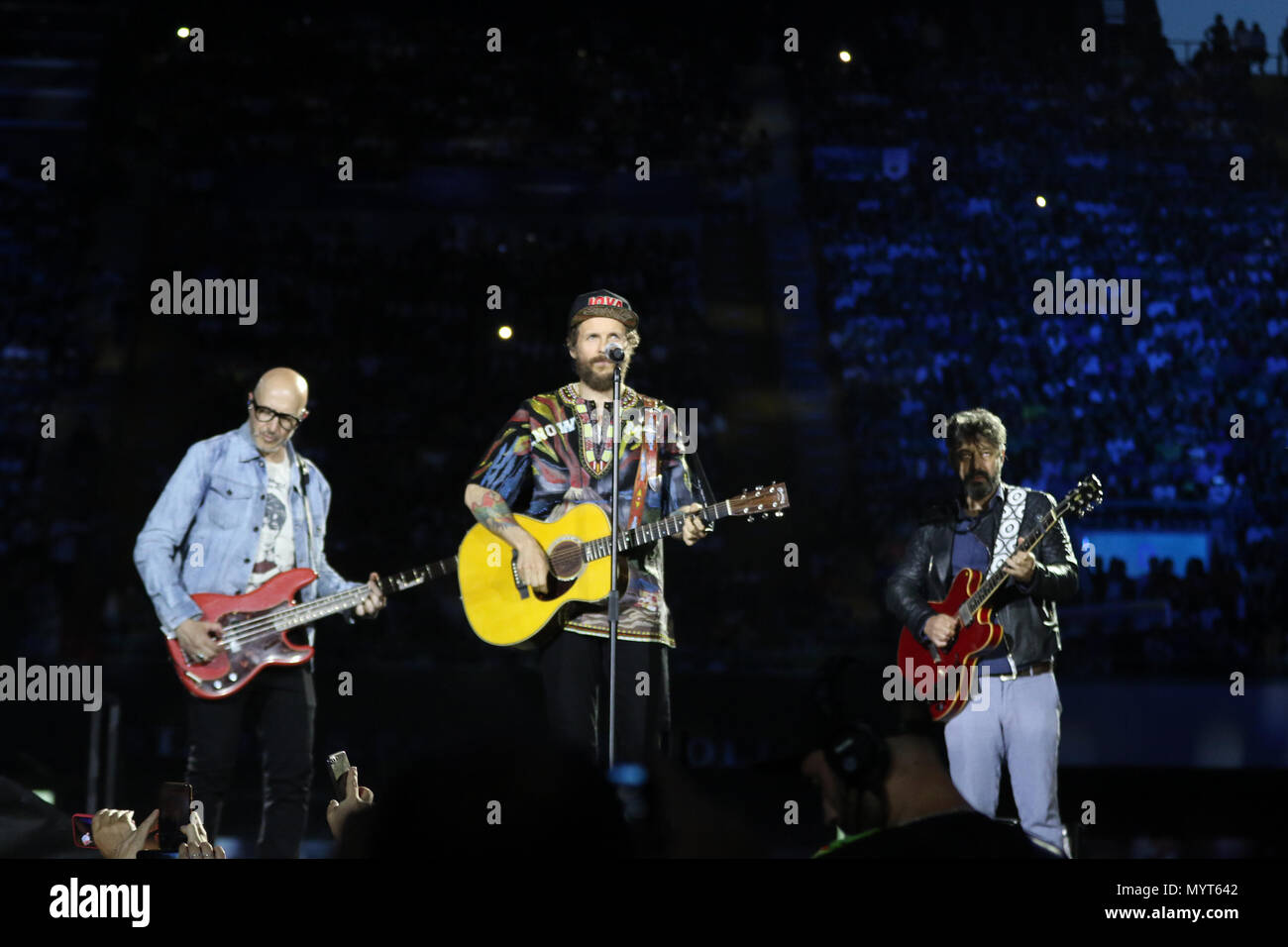 Juni 7, 2018 In Foto der Sängerin: Lorenzo Cherubini detto Jovanotti. Neapel, Italien - 7. Juni in San Paolo Stadion das Konzert im Speicher von italienischen Künstlern in der ganzen Welt bekannt, den König der Italienischen blues Pino Daniele, die vorzeitig gestorben im Alter von 59 Jahren plötzlich. Quelle: Fabio Sasso/ZUMA Draht/Alamy leben Nachrichten Stockfoto