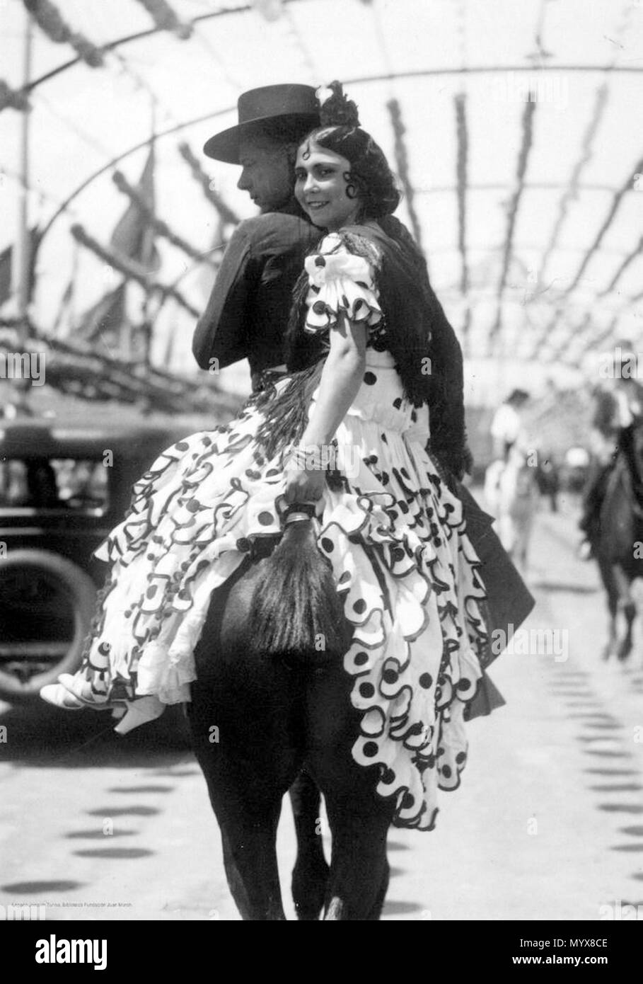 . Español: Vista Feria de Abril de Sevilla de 1935. 1935. Anonym 33 Feria de Sevilla 1935 001 Stockfoto