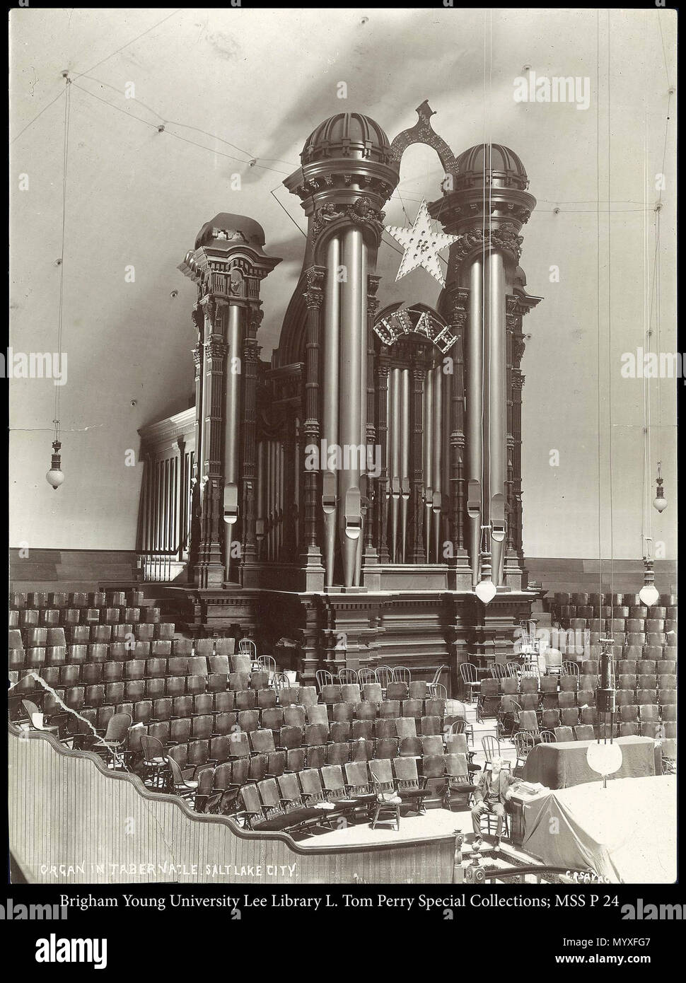 Call #: MSS P 24 Kasten 7 Ordner 12. 675 MSS P 24B7 F 12. ca. 1894 17 Orgel im Tabernakel in Salt Lake City, C.R. Savage Foto. Stockfoto