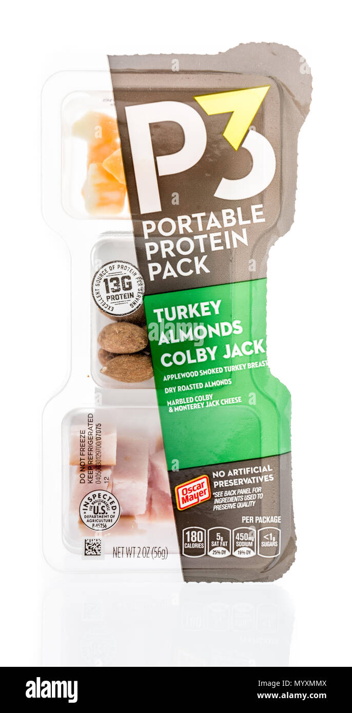 Winneconne - 1. Juni 2018: ein Paket von P3 portable Protein Pack mit der Türkei, Mandeln und Colby jack Käse auf einem isolierten Hintergrund. Stockfoto
