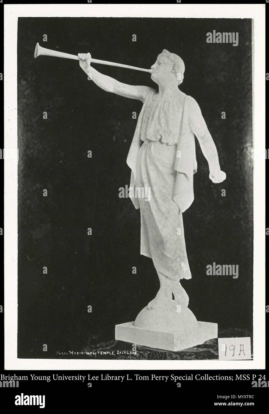 Call #: MSS P 24 Kasten 7 Ordner 16. 715 MSS P24B7F16. ca. 1893 4 Engel Moroni, die Oberseite der Tempel Stockfoto