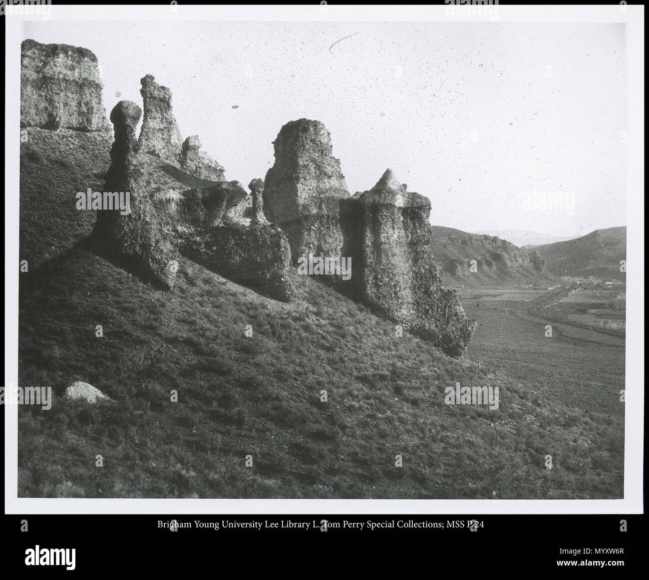 Call #: MSS P 24 Kasten 7 Ordner 19. 833 MSS P 24B7 F 19. ca. 1869 26 Hexe Felsen und Echo City Weber Canon, U.P. Ry., C.R. Savage, Foto. Stockfoto