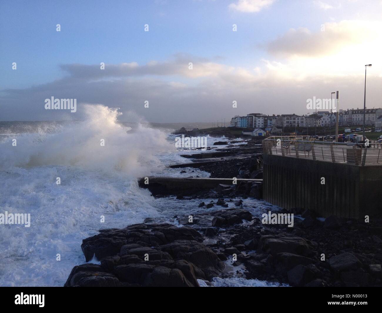 Portrush, Coleraine, Großbritannien. 10. Dezember 2014. Wetter Bombentreffer Portrush, Nordirland Credit: Alex Jackson/StockimoNews/Alamy Live News Stockfoto