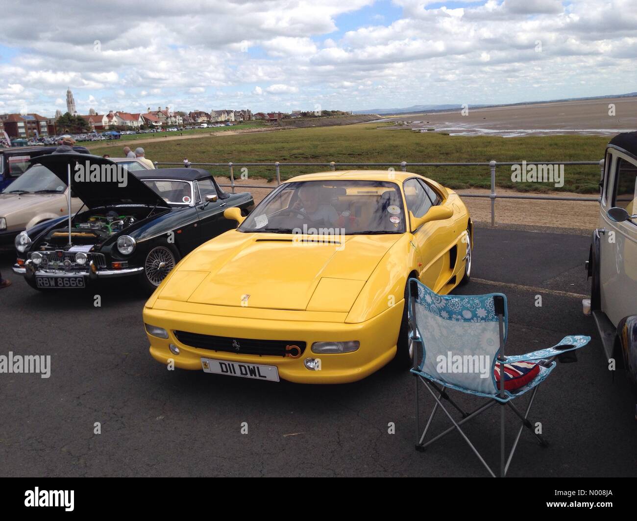 Lytham St. Annes, UK. 11. September 2016. Oldtimer auf dem Display an einer Kundgebung in Lytham St. Anne's, Lancashire. Bildnachweis: Roger Goodwin/StockimoNews/Alamy Live-Nachrichten Stockfoto