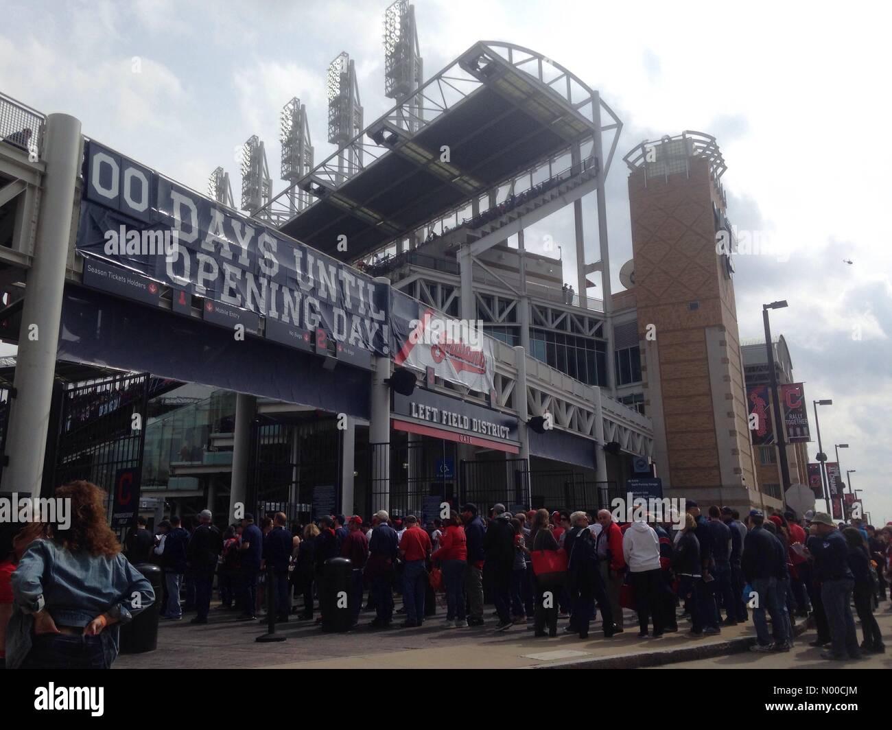 Cleveland Indians Progressive Field Fans Eingabe für 2017 nach Hause opener Stockfoto