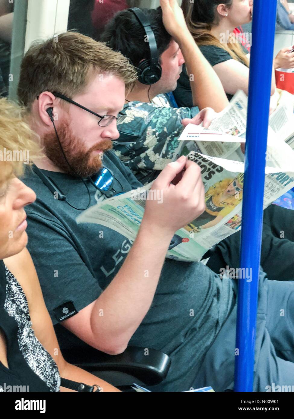 UK Wetter: Hitzewelle in London. Central Line, London. 26. Juli 2018. Die hitzewelle weiter in die Hauptstadt heute. Sehr heißen Bedingungen auf der Central Line U-Bahn in London. Credit: jamesjagger/StockimoNews/Alamy leben Nachrichten Stockfoto