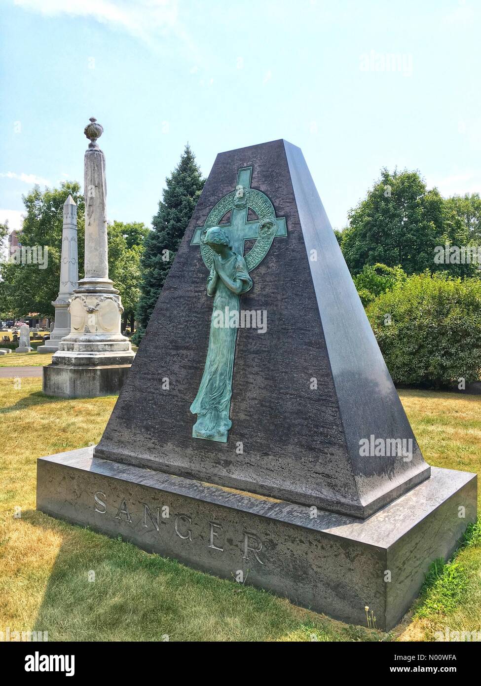 Von Atlas Obscura Graceland Cemetery Tour, 5. August 2018, Chicago, Ill, USA, Historiker Adam Selzer Hosts die August 2018 Graceland Cemetery Tour, DianaJ/StockimoNews/Alamy Credit: Diana J./StockimoNews/Alamy leben Nachrichten Stockfoto