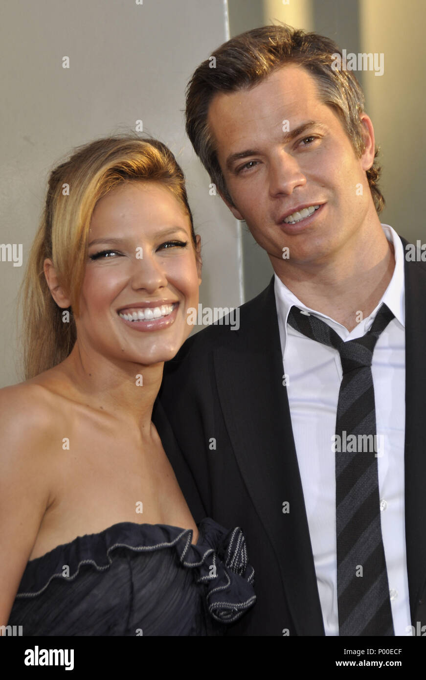 Timothy Olyphant Und Kiele Sanchez Perfekte Gateway Premiere Arclight Theater In Los Angeles Olyphanttimothy Sanchezkiele 44 Veranstaltung In Hollywood Leben Kalifornien Red Carpet Event Usa Filmindustrie Prominente Fotografie Bestof Kunst