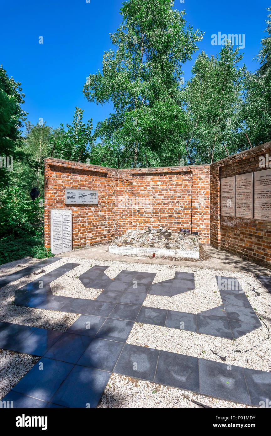 Jüdischer Friedhof in Warschau - Denkmal zum Gedenken an 1 Million jüdische Kinder, die von den Deutschen im Holocaust ermordet wurden. Stockfoto