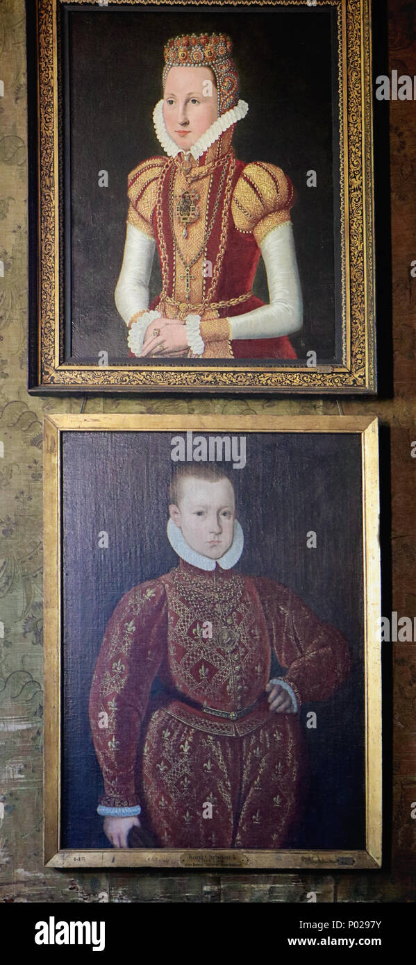 Kopenhagen, Dänemark - 17. MAI 2018. Portrait von Königin Sophie mit der Hochzeit kostüm Ca. 1572 und Porträt von König Christian IV. Alter 7 im Jahr 1585 bei Ros Stockfoto