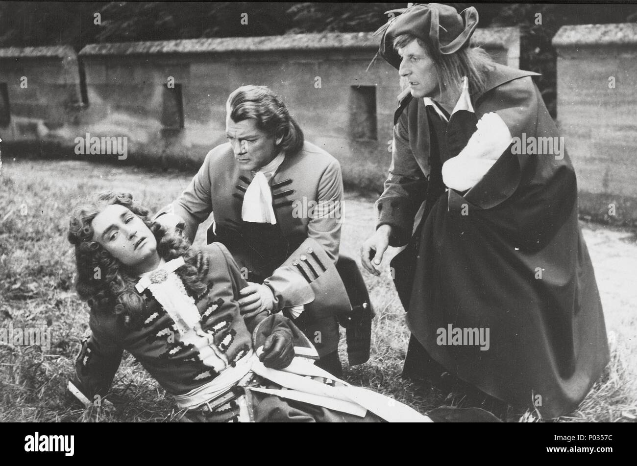 Andre bourvil -Fotos und -Bildmaterial in hoher Auflösung – Alamy