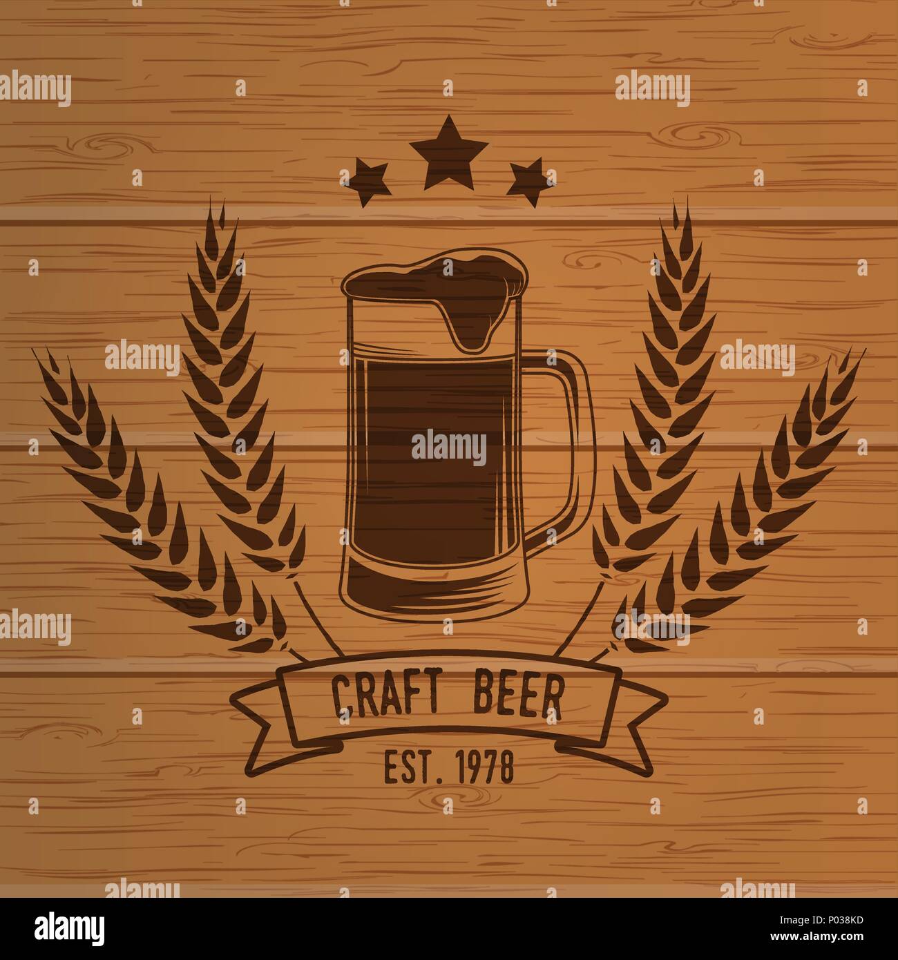 Handwerk Bier Abzeichen. Vector Illustration. Vintage Design für eine Bar, ein Pub und ein Restaurant. Fotorealistische Holz graviert Handwerk Bier Design. Stock Vektor