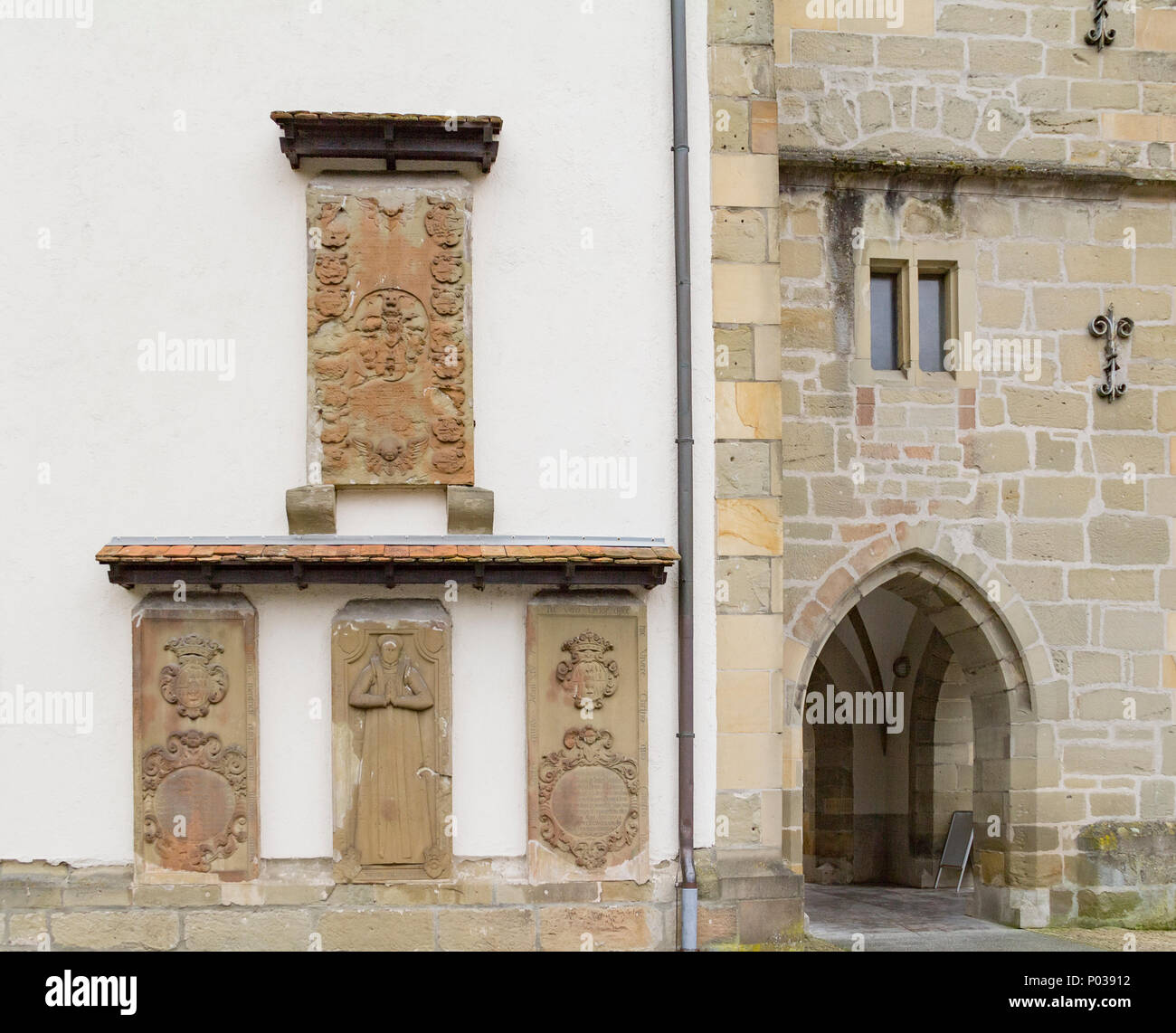 Historische architektonische Detail einer Kirche in einer Stadt namens Gaildorf in Süddeutschland Stockfoto