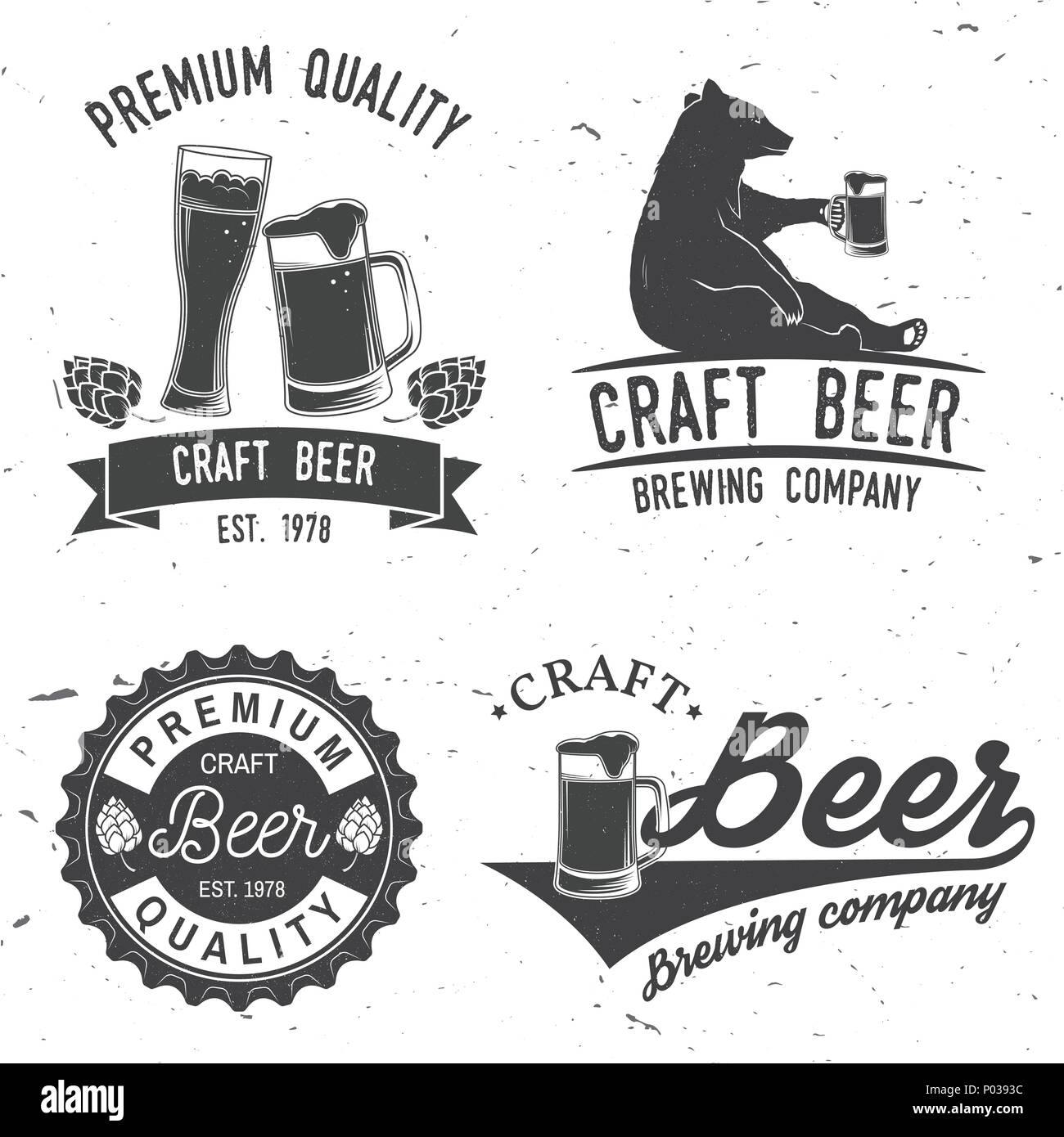 Satz von Handwerk Bier Abzeichen mit Hopfen und Tragen. Vector Illustration. Vintage Design für eine Bar, ein Pub und ein Restaurant. Untersetzer für Bier. Stock Vektor