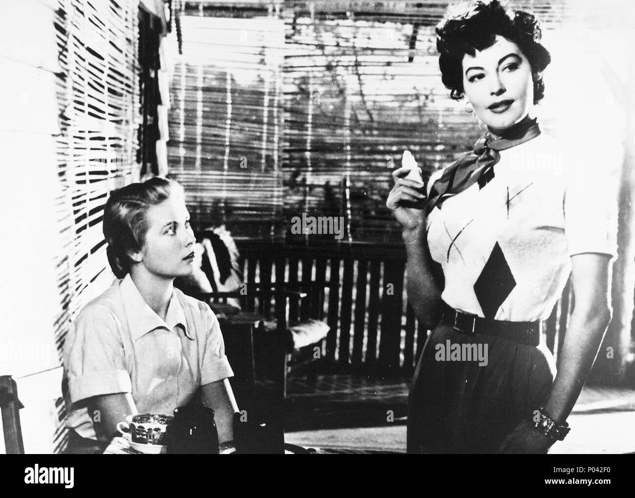Original Film Titel: MOGAMBO. Englischer Titel: MOGAMBO. Regisseur: John Ford. Jahr: 1953. Stars: Grace Kelly; Ava Gardner. Credit: M.G.M/Album Stockfoto