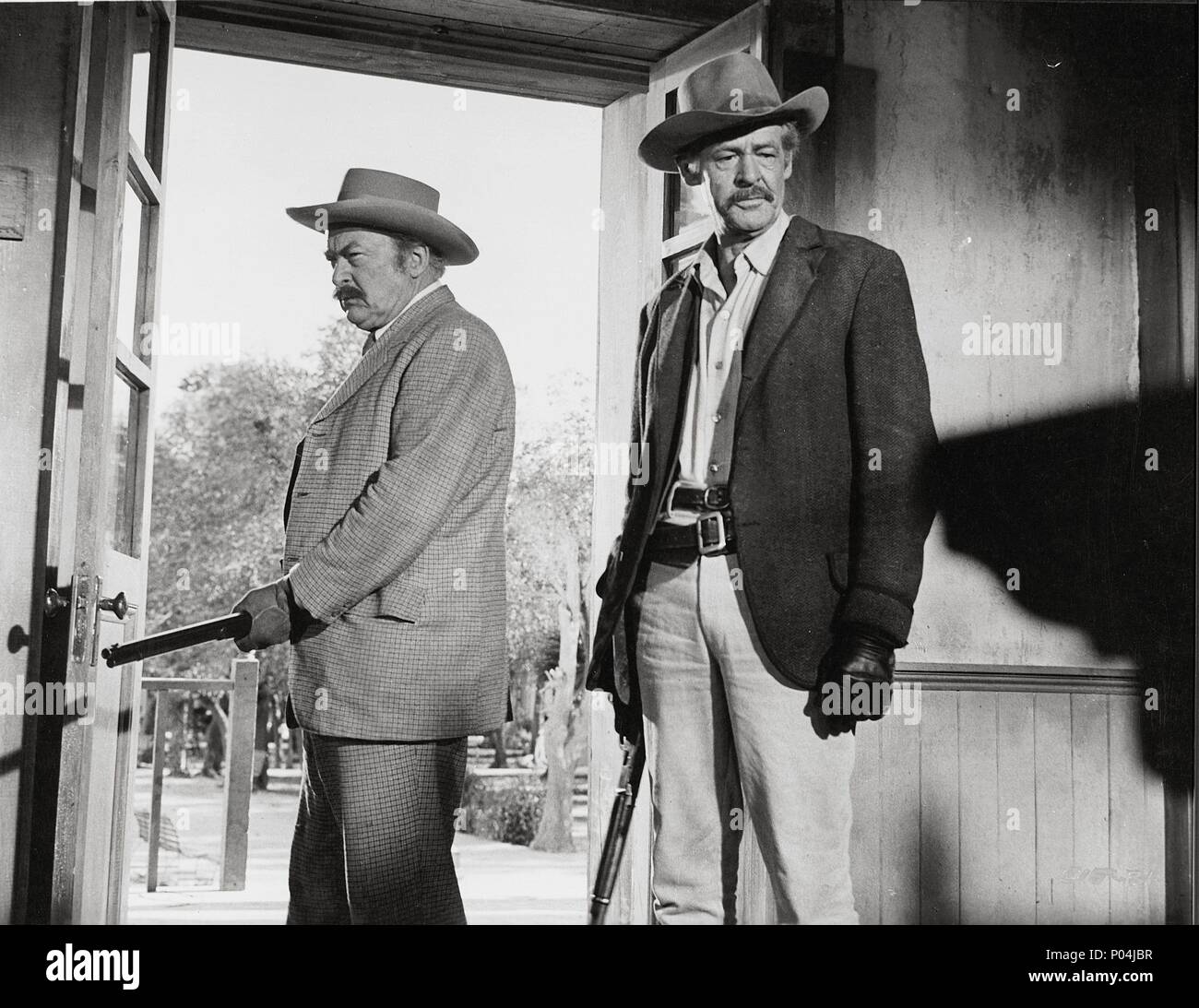 Original Film Titel: The Wild Bunch. Englischer Titel: The Wild Bunch. Regisseur: Sam Peckinpah. Jahr: 1969. Stars: Robert Ryan. Credit: WARNER BROS./SEVEN ARTS/Album Stockfoto