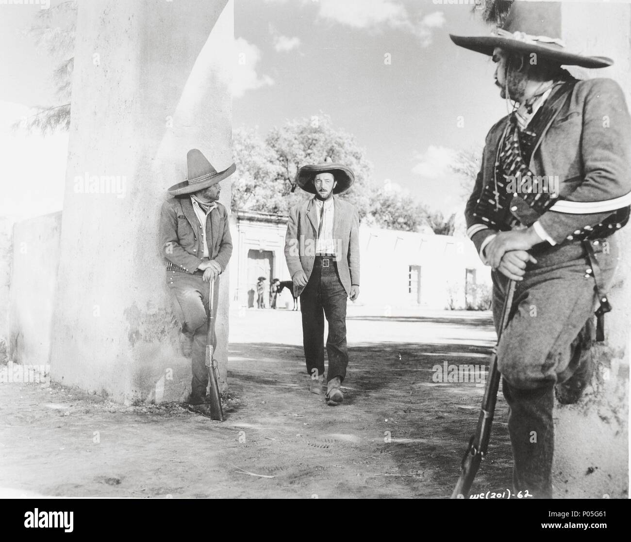 Original Film Titel: Das wunderbare Land. Englischer Titel: Das wunderbare Land. Film Regie: ROBERT PARRISH. Jahr: 1959. Stars: Robert Mitchum. Quelle: UNITED ARTISTS/Album Stockfoto