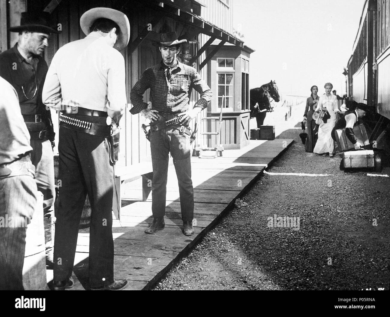 Original Film Titel: HIGH NOON. Englischer Titel: HIGH NOON. Regisseur: Fred Zinnemann. Jahr: 1952. Credit: STANLEY KRAMER CO./UNITED ARTISTS/Album Stockfoto